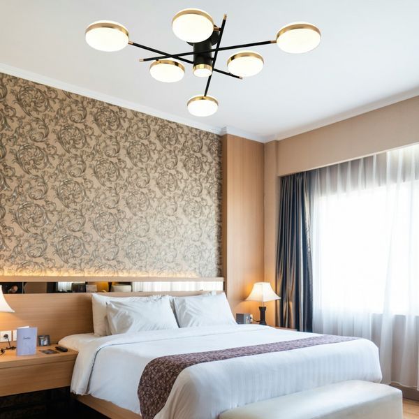Светодиодная потолочная led люстра 118W черно-золотая с пультом 3000-6000К Svet SY-16065/6+1 BK+GD SY-16065/6+1 BK+GD фото