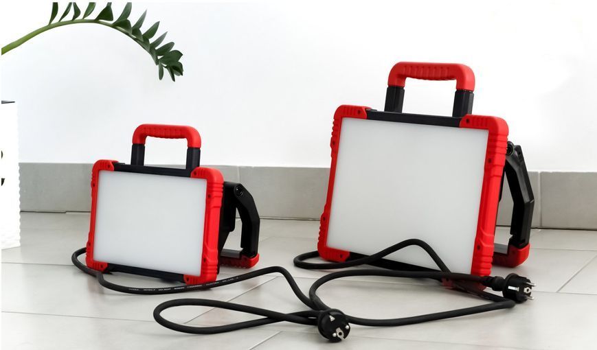 Прожектор світлодіодний 60W переносний WORKSHOP-60 Horoz Electric 2 розетки + вимикач IP54 068-019-0060-010 фото