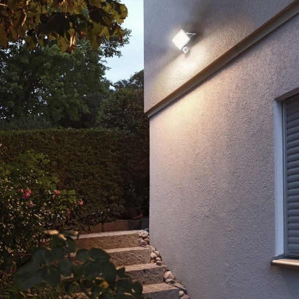 LED прожектор 30W VIDEX 3000Lm із датчиком руху 5000K із вологозахищеним корпусом білий IP65 VL-F2e305W-S VL-F2e305W-S фото