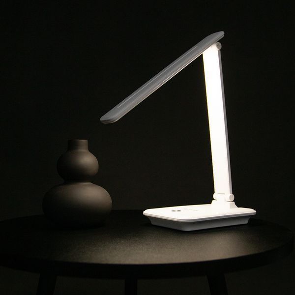 Настольная LED лампа 10W на аккумуляторе с функцией павербанка 3000K/4500K/6000K IP20 Electro House EH-TB-01W фото