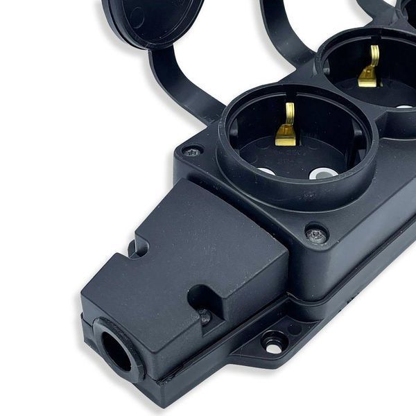 Колодка на три розетки с крышками Teb Elektrik&nbsp;каучуковая&nbsp;16A 250V черная IP44 220-000-301 фото